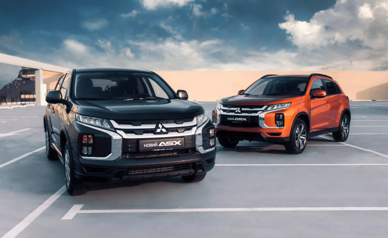 Як виїхати зі снігових кучугур: три перевірені способи